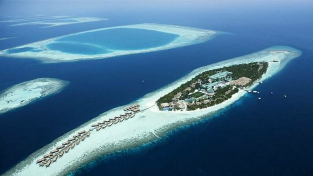 Vilamendhoo Island Resort